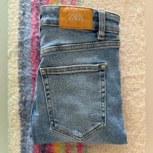 Zara Blue High Rise Women Jeans